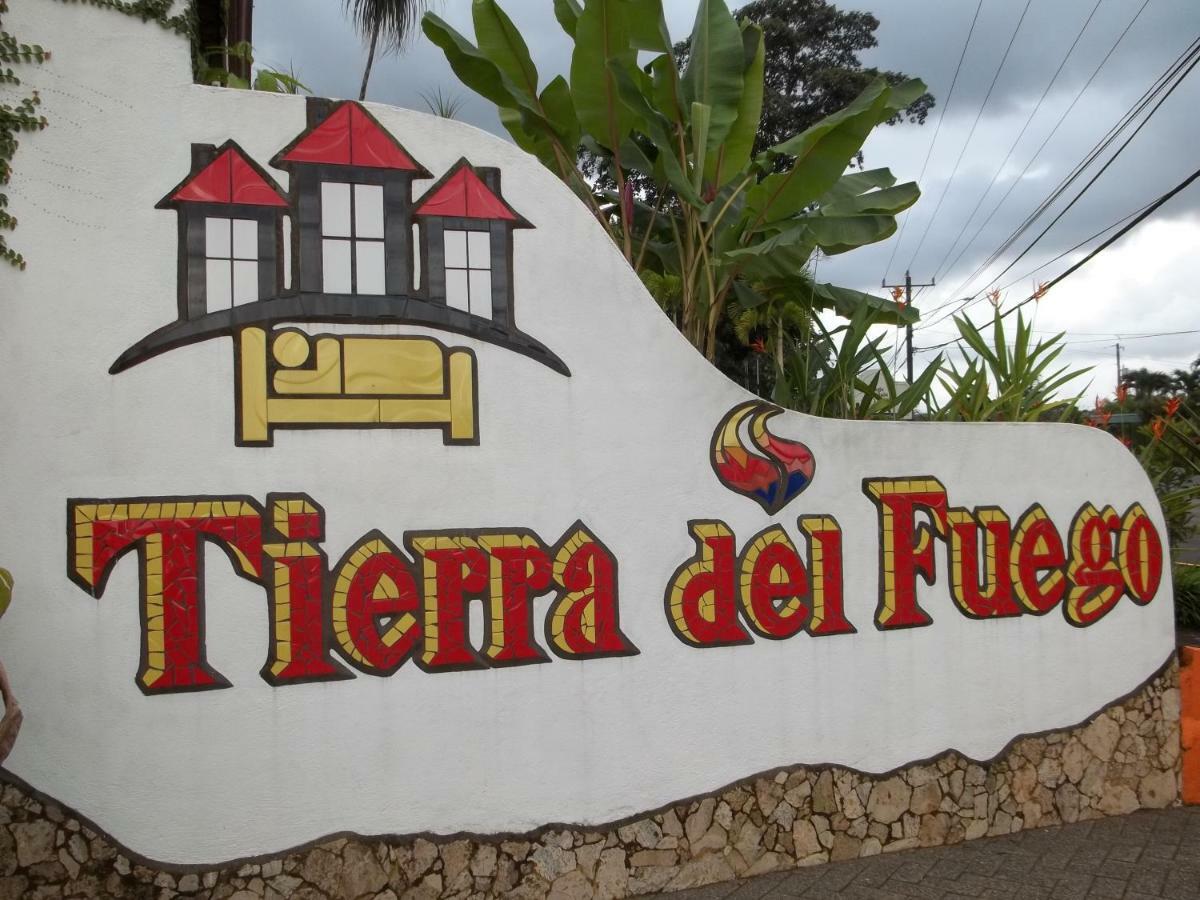 Hotel Tierra Del Fuego La Fortuna Exterior foto